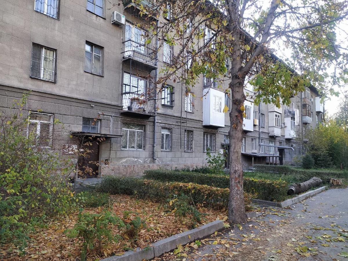 בישקק Aura On Erkindik Boulevard מראה חיצוני תמונה